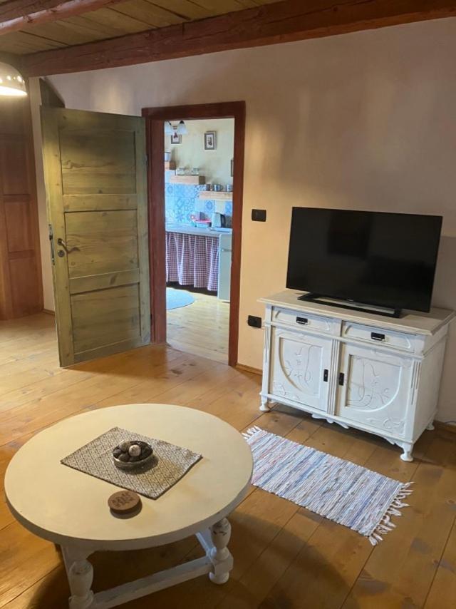 Adori Appartement Ilirska Bistrica Buitenkant foto