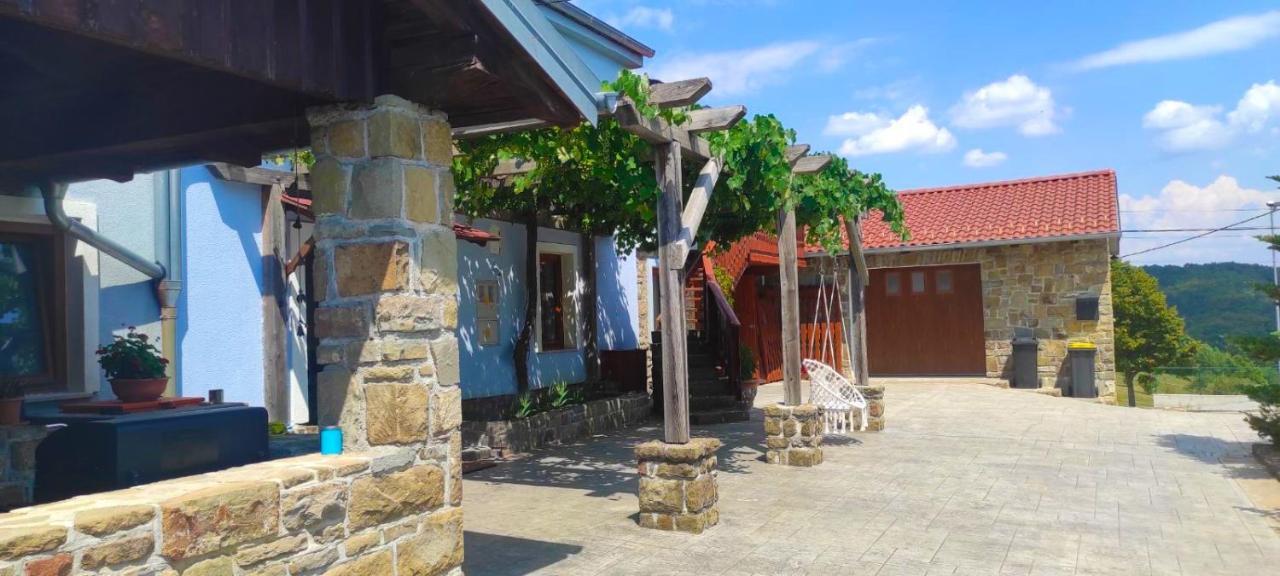 Adori Appartement Ilirska Bistrica Buitenkant foto